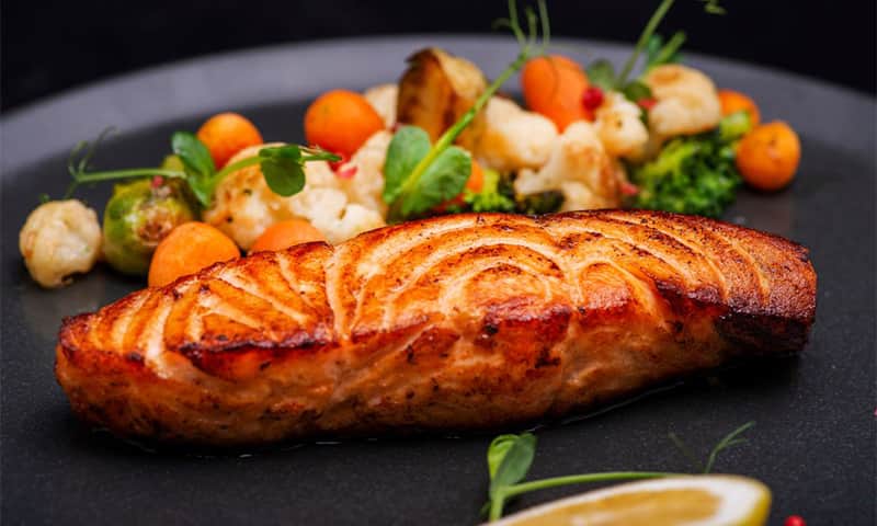 باید بعد از کاشت مو چی بخوریم؟